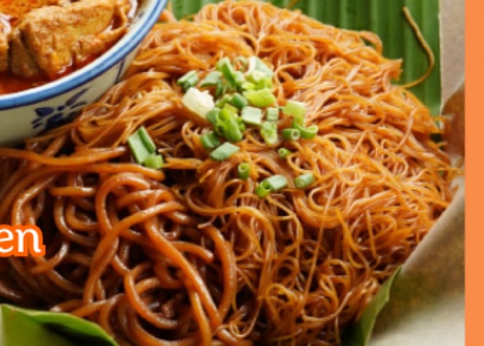 Nanyang Curry Chicken Fried Bihun/Mee